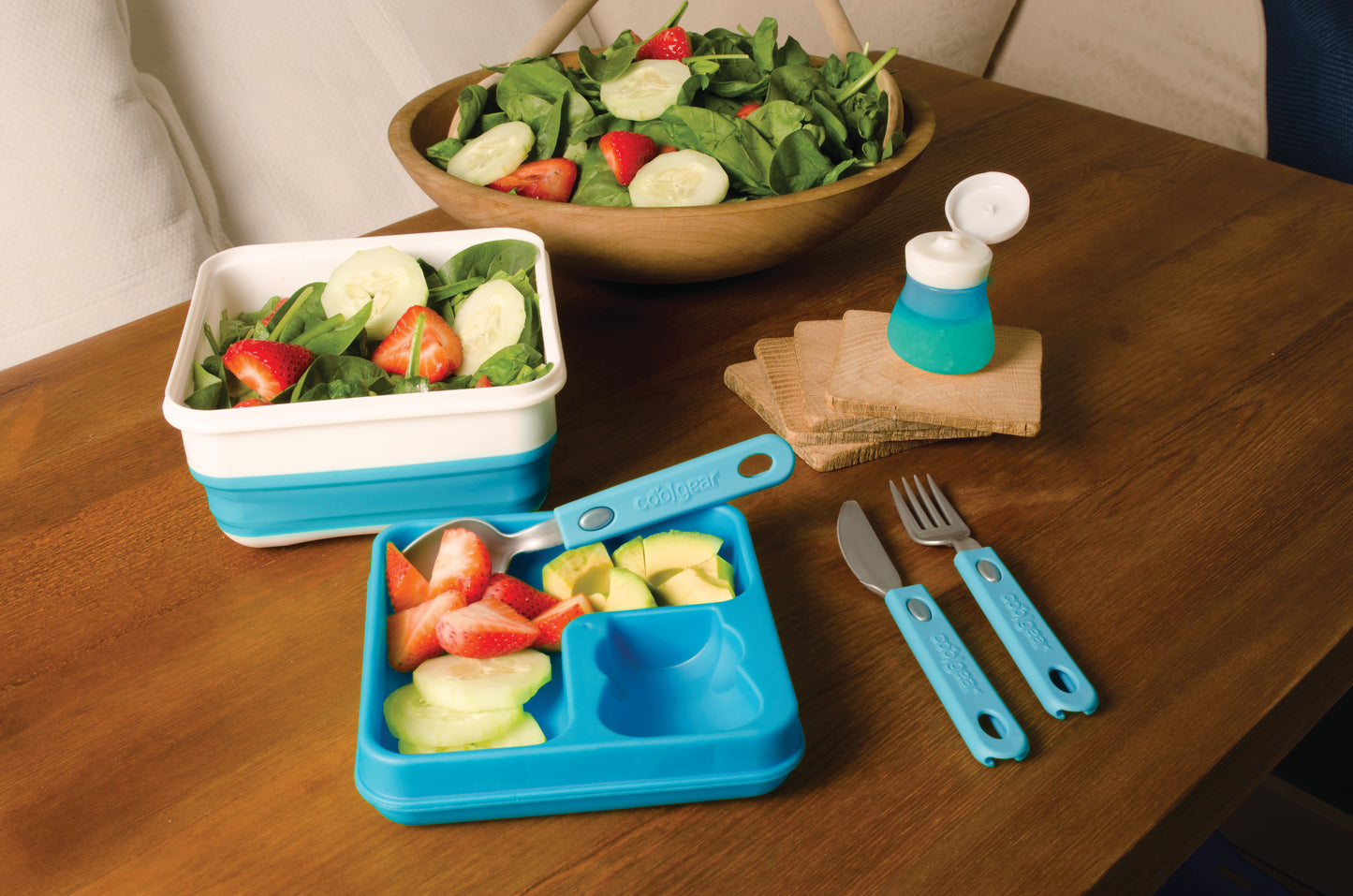 COOL GEAR 2-Pack Large Expandable To-Go Salad Kit Lunch Containers - Rectangle & Square - 52 oz Bowl with 3 Compartments for Salad Toppings and 2 oz Salad Dressing Bottle | Leakproof, Bento Meal Prep